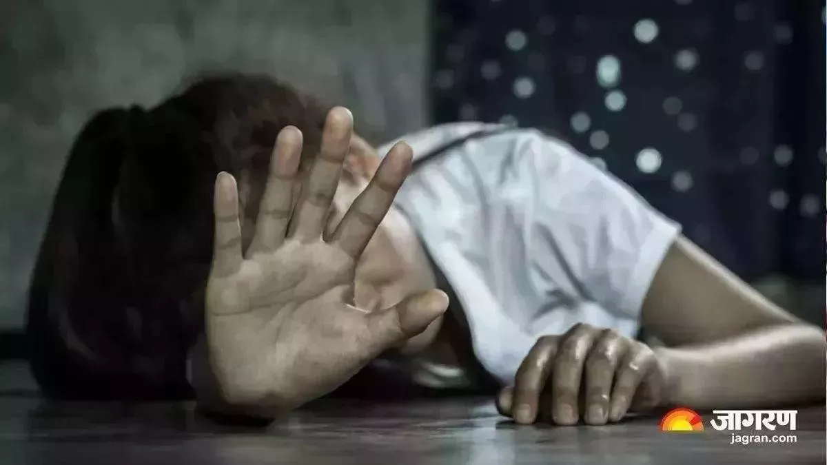 रात को चाचा के घर मिलने बुलाया, पड़ोसी युवक ने लड़की के साथ…; अब कोर्ट से पहुंचा जेल