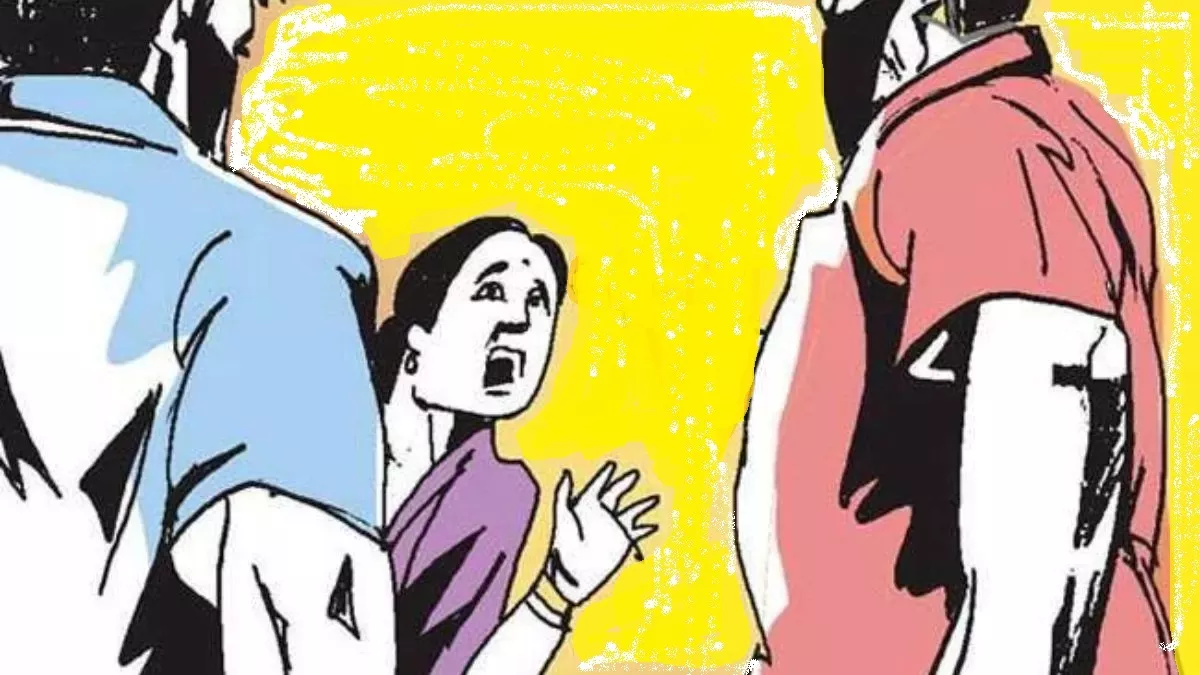 खटखटाने पर घर का दरवाजा खोलते ही अगले ही पल महिला के साथ जो हुआ, उसने चौंका दिया... पुलिस जांच में जुटी