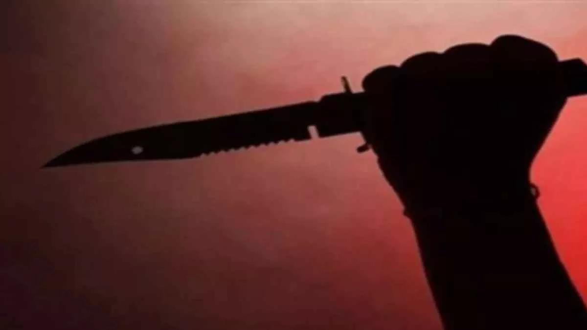 Delhi Crime: महिला के पति ने प्रेमी की चाकू से गोदकर की हत्या, पुलिस से बचने के लिए खुद भी मार लिया चाकू