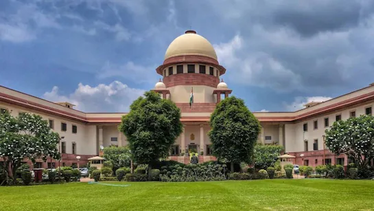 SC: तेलंगाना में दलबदलू विधायकों को कोर्ट का अल्टीमेटम, स्पीकर को दिया तीन महीने में फैसला सुनाने का निर्देश
