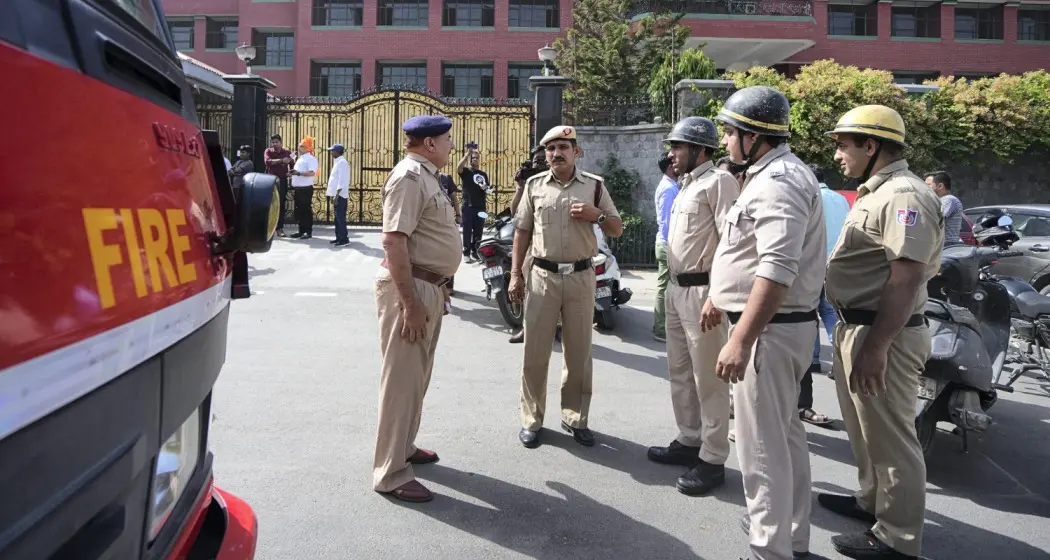 नाबालिग धमकीबाज: उम्र है 12 साल… इस बीमारी से है पीड़ित, दिल्ली के एक स्कूल और कॉलेज को भेजे थे ये ई-मेल