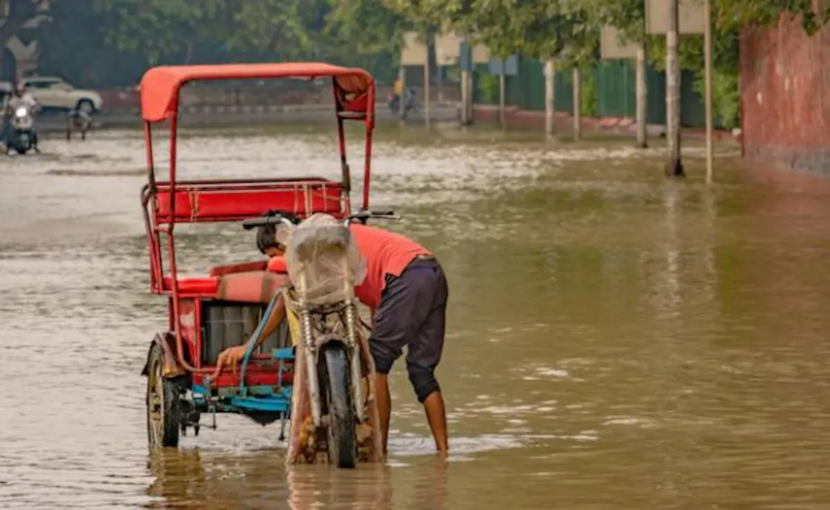 बारिश में क्यों हर साल डूबता है गुरुग्राम, जबकि नोएडा-ग्रेटर नोएडा में तो ऐसा नहीं होता?