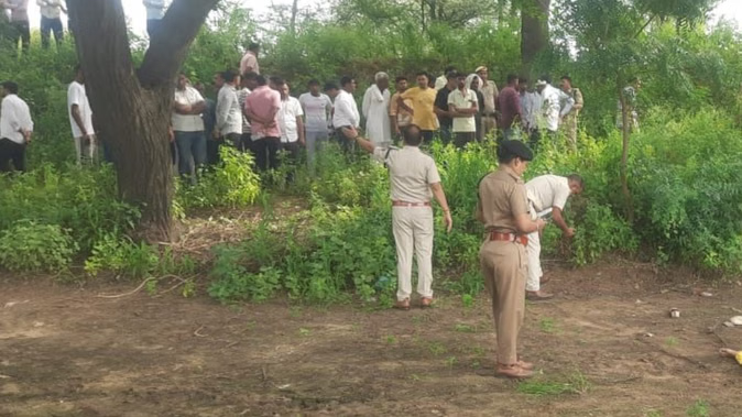 Female Teacher Murder: शिक्षिका की हत्या के मामले में नया अपडेट… गला रेतकर किया था 19 साल की टीचर का कत्ल