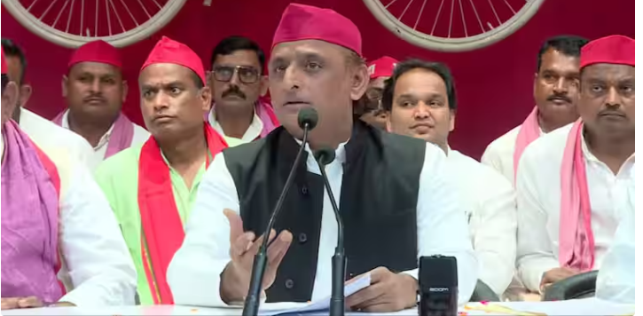 UP Politics: पूजा पाल की दूसरी चिट्ठी पर अखिलेश यादव ने दी सलाह, कहा- जाकर कौशांबी में पाल समाज…