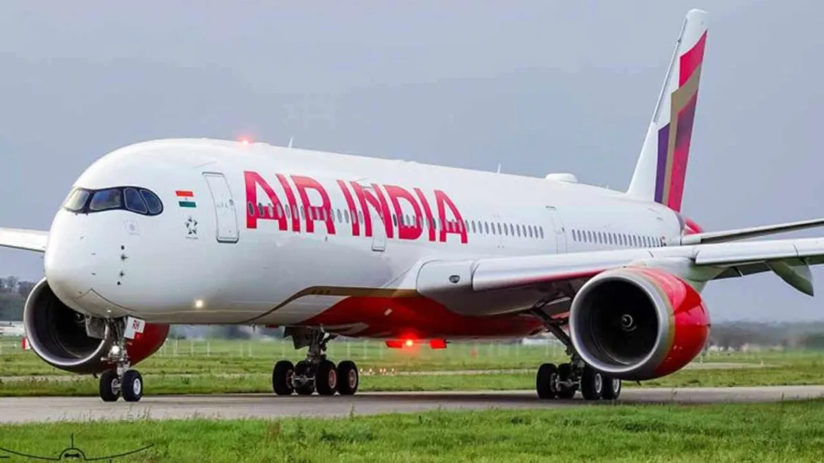 मुंबई से अमेरिका जा रहे एअर इंडिया के विमान को लौटना पड़ा वापस, सामने आई वजह