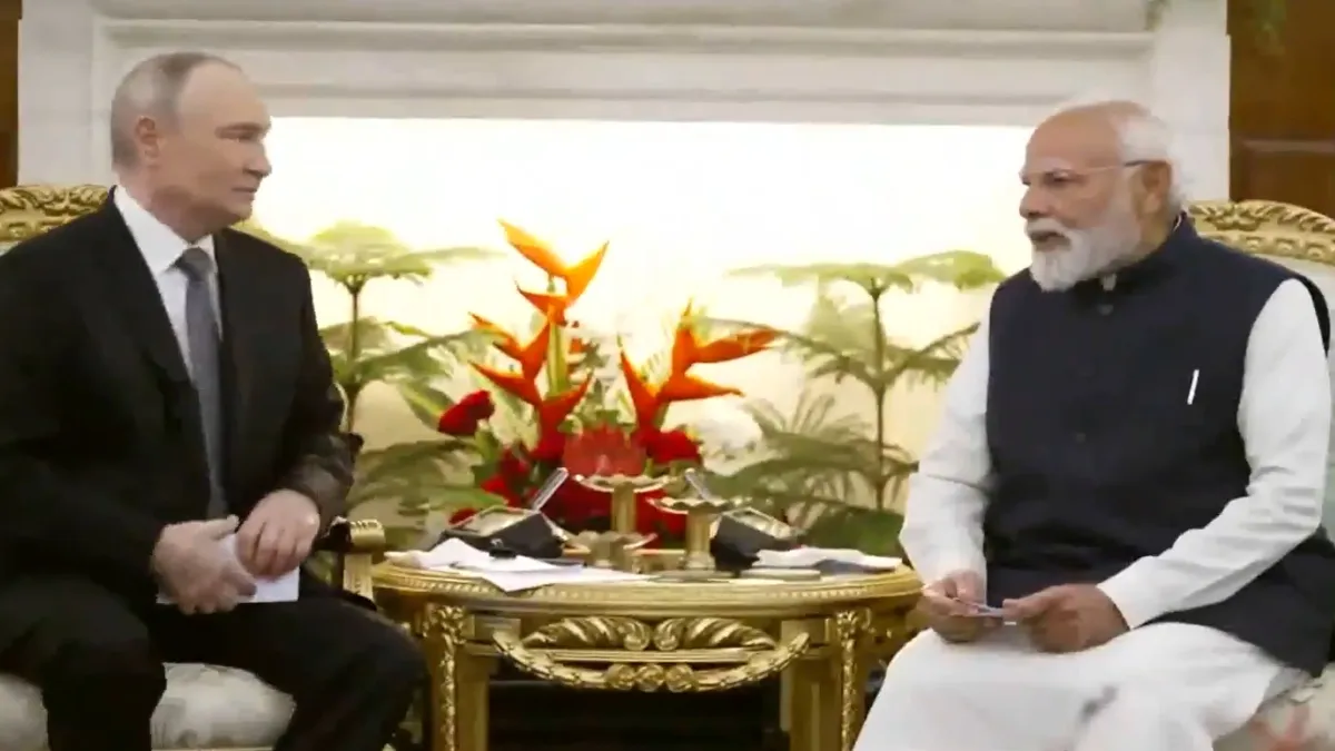 ‘भारत करता है शांति का समर्थन’, यूक्रेन से जारी युद्ध के बीच पुतिन से बोले PM मोदी, द्विपक्षीय बैठक की 10 बड़ी बातें