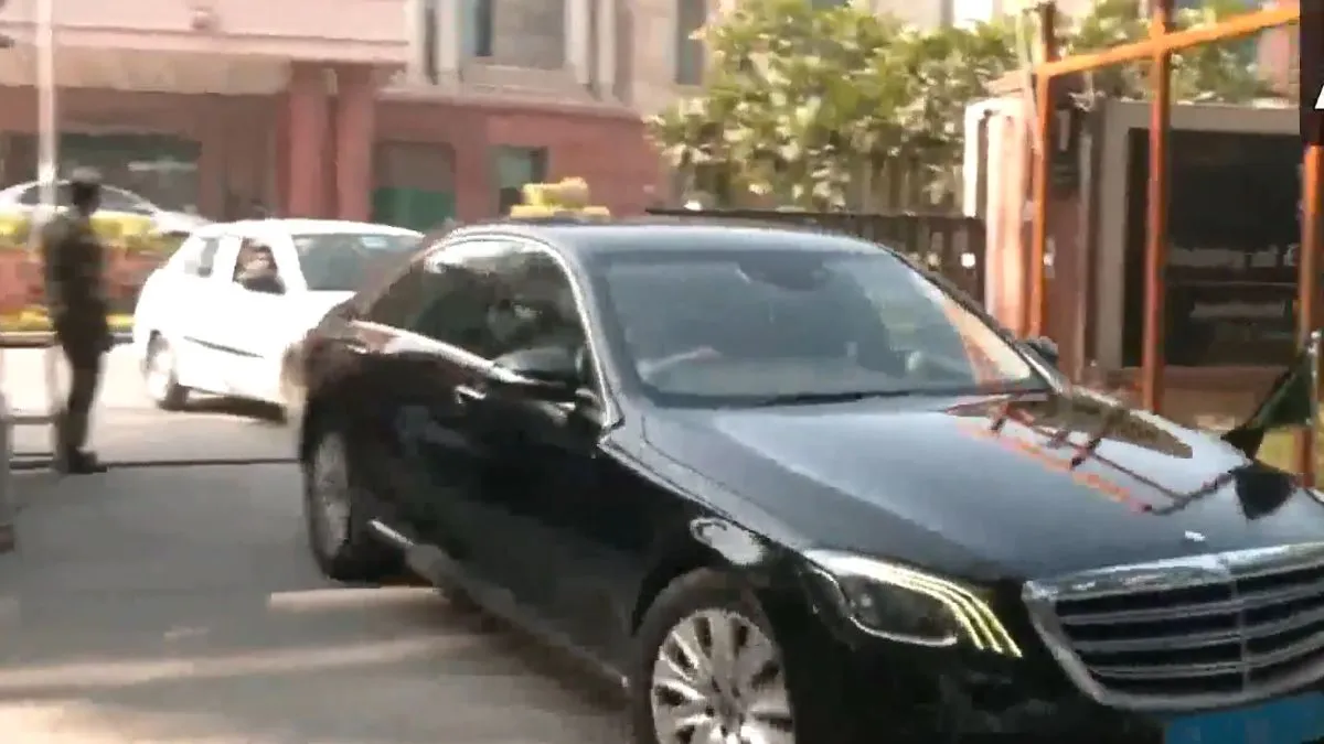 भारत ने बांग्लादेश के हाई कमिश्नर को तलब किया, ढाका में भारतीय मिशन की सुरक्षा पर जताई चिंता